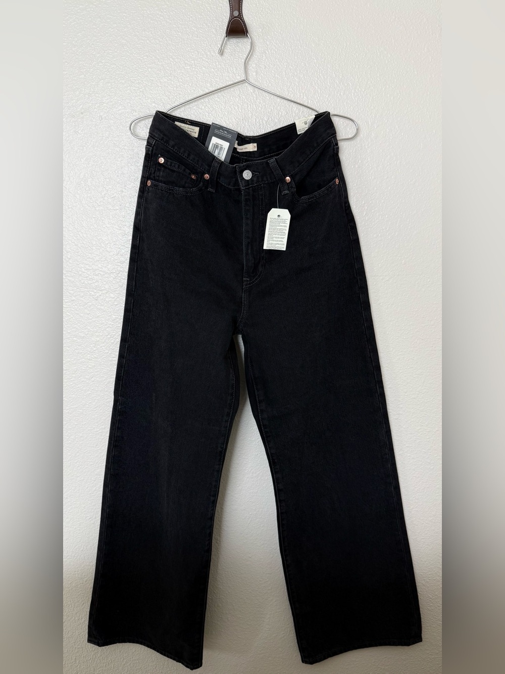 Levi's Ribcage Black Wide-Leg Jeans 29x32 NWT